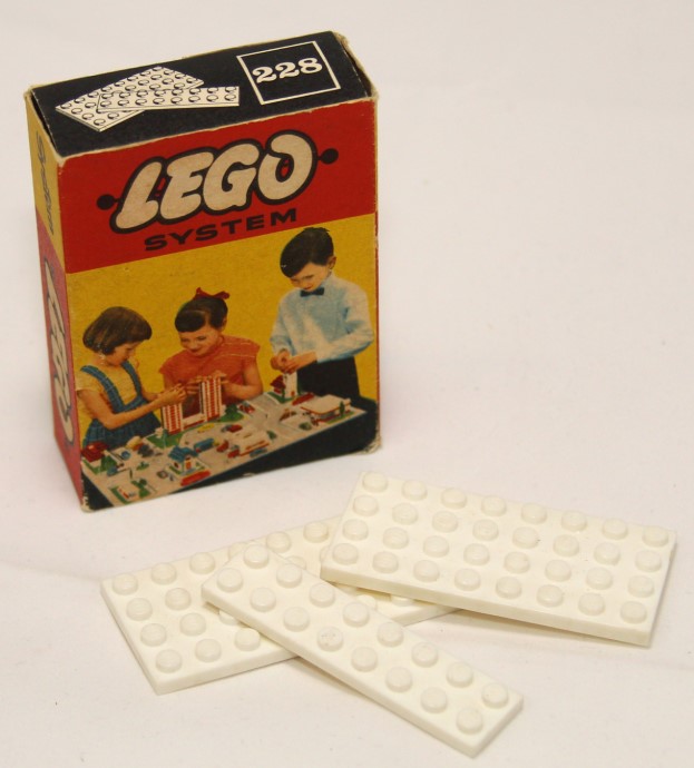 LEGO 228 4 x 8 & 2 x 8 Plates