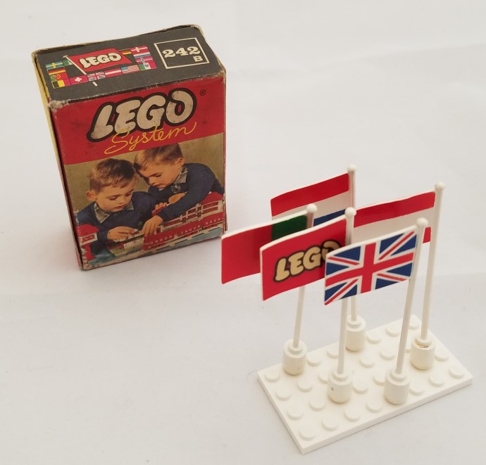 LEGO 242B International Flags - Britain, France, Austria, Portugal, LEGO