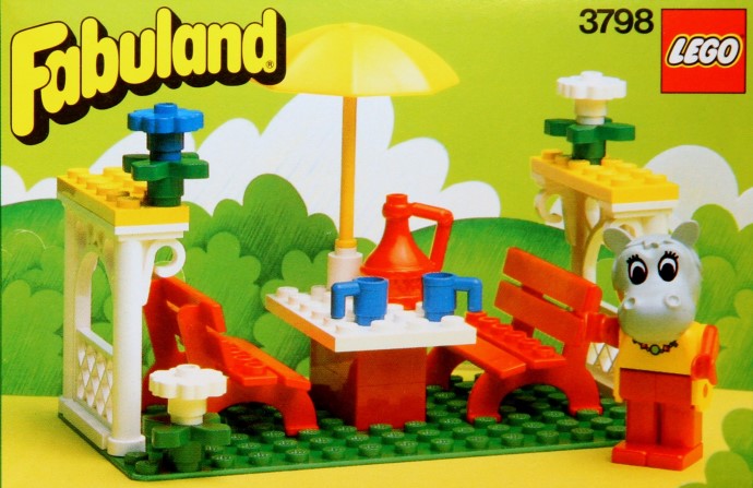 LEGO 3798 Hannah Hippopotamus on a Picnic