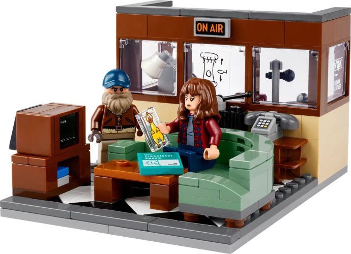 LEGO 40891 Stranger Things: WSQK Radio Station