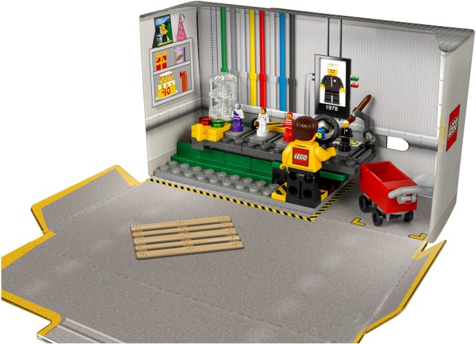 LEGO 5005358 Minifigure Factory