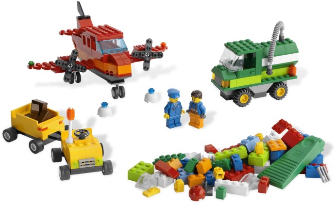 LEGO 5933 Airport Building Set