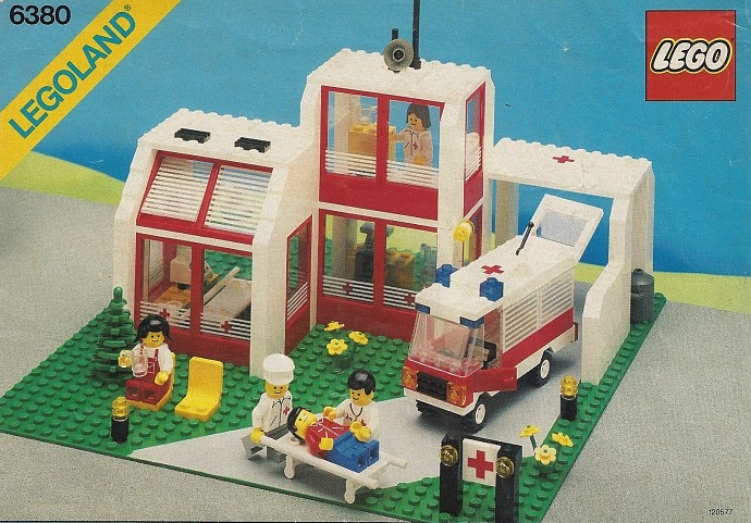 LEGO 6380 Emergency Treatment Centre