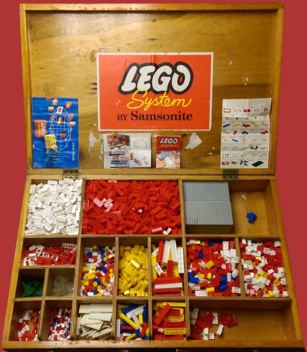 LEGO 7100 Samsonite Large Educational Set