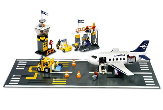 LEGO 7840 Airport Action Set