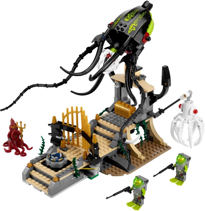 LEGO 8061 Gateway of the Squid