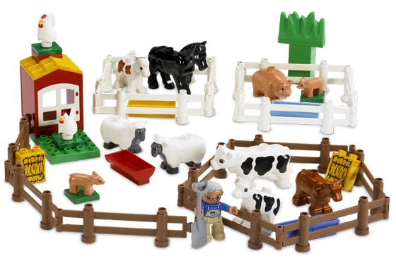 LEGO 9238 Farm Animals Set