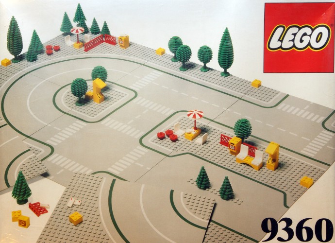 LEGO 9360 Roadplates and Scenery