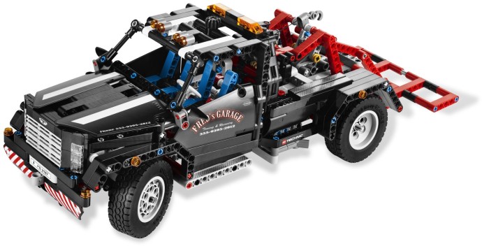 LEGO 9395 Pick-Up Tow Truck