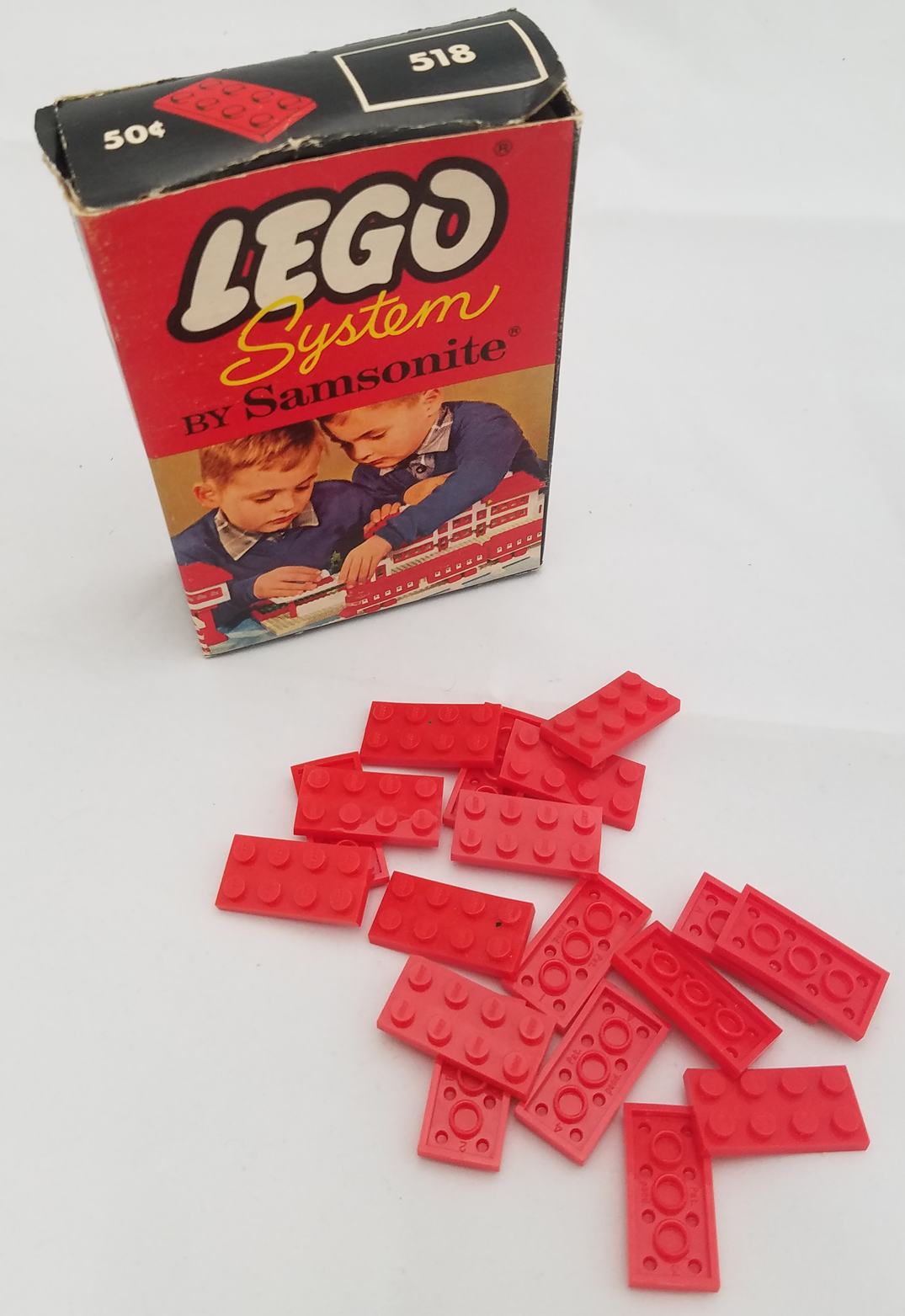 LEGO Pack of 50 Red Roof House Tiles Sloping Bricks 2 x 2 Stud NEW