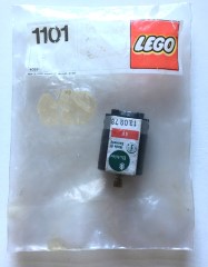 <h1>Replacement 4.5V Motor</h1><div class='tags floatleft'><a href='/sets/1101-1/Replacement-4-5V-Motor'>1101-1</a> <a href='/sets/theme-Service-Packs'>Service Packs</a> <a class='year' href='/sets/theme-Service-Packs/year-1980'>1980</a> </div><div class='floatright'>©1980 LEGO Group</div>