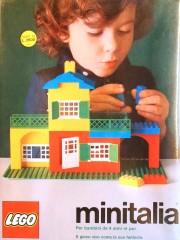 <h1>Large house set</h1><div class='tags floatleft'><a href='/sets/15-2/Large-house-set'>15-2</a> <a href='/sets/theme-Minitalia'>Minitalia</a> <a class='year' href='/sets/theme-Minitalia/year-1973'>1973</a> </div><div class='floatright'>©1973 LEGO Group</div>