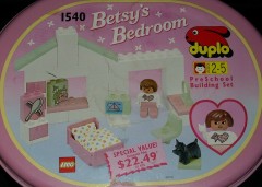 <h1>Betsy's Bedroom</h1><div class='tags floatleft'><a href='/sets/1540-1/Betsy-s-Bedroom'>1540-1</a> <a href='/sets/theme-Duplo'>Duplo</a> <a class='year' href='/sets/theme-Duplo/year-1993'>1993</a> </div><div class='floatright'>©1993 LEGO Group</div>