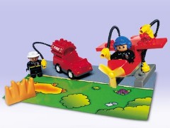 <h1>Flying Action</h1><div class='tags floatleft'><a href='/sets/3083-1/Flying-Action'>3083-1</a> <a href='/sets/theme-Duplo'>Duplo</a> <a class='year' href='/sets/theme-Duplo/year-2001'>2001</a> </div><div class='floatright'>©2001 LEGO Group</div>