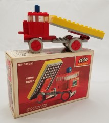 <h1>Dump Truck</h1><div class='tags floatleft'><a href='https://trans.hiragana.jp/ruby/https://brickset.com/sets/331-2/Dump-Truck'>331-2</a> <a href='https://trans.hiragana.jp/ruby/https://brickset.com/sets/theme-Samsonite'>Samsonite</a> <a class='subtheme' href='https://trans.hiragana.jp/ruby/https://brickset.com/sets/subtheme-Model-Maker'>Model Maker</a> <a class='year' href='https://trans.hiragana.jp/ruby/https://brickset.com/sets/theme-Samsonite/year-1968'>1968</a> </div><div class='floatright'>©1968 LEGO Group</div>