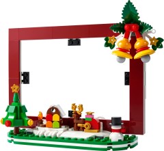 <h1>Christmas Picture Frame</h1><div class='tags floatleft'><a href='/sets/40702-1/Christmas-Picture-Frame'>40702-1</a> <a href='/sets/theme-Seasonal'>Seasonal</a> <a class='subtheme' href='/sets/subtheme-Christmas'>Christmas</a> <a class='year' href='/sets/theme-Seasonal/year-2024'>2024</a> </div><div class='floatright'>©2024 LEGO Group</div>