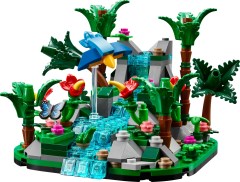 <h1>Tropical Rainforest Diorama</h1><div class='tags floatleft'><a href='https://trans.hiragana.jp/ruby/https://brickset.com/sets/40782-1/Tropical-Rainforest-Diorama'>40782-1</a> <a href='https://trans.hiragana.jp/ruby/https://brickset.com/sets/theme-Promotional'>Promotional</a> <a class='subtheme' href='https://trans.hiragana.jp/ruby/https://brickset.com/sets/subtheme-Wonders-of-the-Natural-World'>Wonders of the Natural World</a> <a class='year' href='https://trans.hiragana.jp/ruby/https://brickset.com/sets/theme-Promotional/year-2025'>2025</a> </div><div class='floatright'>©2025 LEGO Group</div>