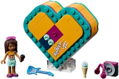 <h1>Andrea's Heart Box</h1><div class='tags floatleft'><a href='/sets/41354-1/Andrea-s-Heart-Box'>41354-1</a> <a href='/sets/theme-Friends'>Friends</a> <a class='subtheme' href='/sets/subtheme-Heart-Box'>Heart Box</a> <a class='year' href='/sets/theme-Friends/year-2019'>2019</a> </div><div class='floatright'>©2019 LEGO Group</div>