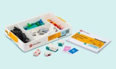 <h1>Computer Science & AI Kit Year 7-9</h1><div class='tags floatleft'><a href='/sets/45522-1/Computer-Science-AI-Kit-Year-7-9'>45522-1</a> <a href='/sets/theme-Education'>Education</a> <a class='year' href='/sets/theme-Education/year-2026'>2026</a> </div><div class='floatright'>&copy;2026 LEGO Group</div>