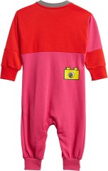 <h1>Adidas Onesie</h1><div class='tags floatleft'><a href='/sets/5006535-1/Adidas-Onesie'>5006535-1</a> <a href='/sets/theme-Gear'>Gear</a> <a class='subtheme' href='/sets/subtheme-Clothing-Adidas'>Clothing / Adidas</a> <a class='year' href='/sets/theme-Gear/year-2021'>2021</a> </div><div class='floatright'>©2021 LEGO Group</div>