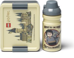 <h1>Hogwarts Lunch Set</h1><div class='tags floatleft'><a href='/sets/5007882-1/Hogwarts-Lunch-Set'>5007882-1</a> <a href='/sets/theme-Gear'>Gear</a> <a class='subtheme' href='/sets/subtheme-Housewares'>Housewares</a> <a class='year' href='/sets/theme-Gear/year-2023'>2023</a> </div><div class='floatright'>&copy;2023 LEGO Group</div>