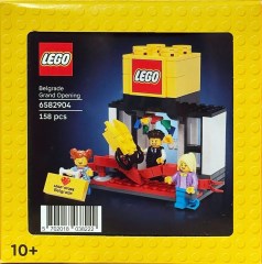 <h1>Belgrade Grand Opening</h1><div class='tags floatleft'><a href='/sets/5009390-1/Belgrade-Grand-Opening'>5009390-1</a> <a href='/sets/theme-Promotional'>Promotional</a> <a class='subtheme' href='/sets/subtheme-LEGO-Brand-Store-Opening-Set'>LEGO Brand Store Opening Set</a> <a class='year' href='/sets/theme-Promotional/year-2025'>2025</a> </div><div class='floatright'>©2025 LEGO Group</div>