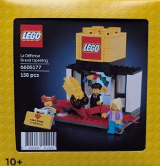 <h1>La Défense Grand Opening</h1><div class='tags floatleft'><a href='/sets/5009625-1/La-Défense-Grand-Opening'>5009625-1</a> <a href='/sets/theme-Promotional'>Promotional</a> <a class='subtheme' href='/sets/subtheme-LEGO-Brand-Store-Opening-Set'>LEGO Brand Store Opening Set</a> <a class='year' href='/sets/theme-Promotional/year-2025'>2025</a> </div><div class='floatright'>&copy;2025 LEGO Group</div>