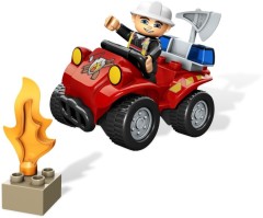 <h1>Fire Chief</h1><div class='tags floatleft'><a href='/sets/5603-1/Fire-Chief'>5603-1</a> <a href='/sets/theme-Duplo'>Duplo</a> <a class='subtheme' href='/sets/subtheme-LEGO-Ville'>LEGO Ville</a> <a class='year' href='/sets/theme-Duplo/year-2008'>2008</a> </div><div class='floatright'>©2008 LEGO Group</div>