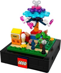 <h1>Swing Ride</h1><div class='tags floatleft'><a href='/sets/66648-1/Swing-Ride'>66648-1</a> <a href='/sets/theme-Promotional'>Promotional</a> <a class='subtheme' href='/sets/subtheme-Toys-R-Us'>Toys R Us</a> <a class='year' href='/sets/theme-Promotional/year-2020'>2020</a> </div><div class='floatright'>©2020 LEGO Group</div>