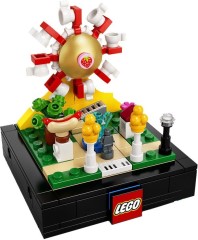 <h1>Ferris Wheel</h1><div class='tags floatleft'><a href='/sets/66650-1/Ferris-Wheel'>66650-1</a> <a href='/sets/theme-Promotional'>Promotional</a> <a class='subtheme' href='/sets/subtheme-Toys-R-Us'>Toys R Us</a> <a class='year' href='/sets/theme-Promotional/year-2020'>2020</a> </div><div class='floatright'>©2020 LEGO Group</div>