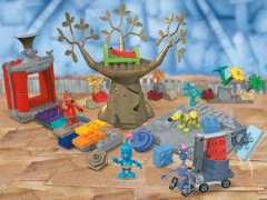 <h1>Tiny & Friends</h1><div class='tags floatleft'><a href='/sets/7441-1/Tiny-Friends'>7441-1</a> <a href='/sets/theme-Explore'>Explore</a> <a class='subtheme' href='/sets/subtheme-Little-Robots'>Little Robots</a> <a class='year' href='/sets/theme-Explore/year-2003'>2003</a> </div><div class='floatright'>©2003 LEGO Group</div>