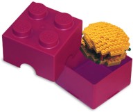 <h1>Lunchbox Purple</h1><div class='tags floatleft'><a href='/sets/850377-1/Lunchbox-Purple'>850377-1</a> <a href='/sets/theme-Gear'>Gear</a> <a class='subtheme' href='/sets/subtheme-Housewares'>Housewares</a> <a class='year' href='/sets/theme-Gear/year-2006'>2006</a> </div><div class='floatright'>©2006 LEGO Group</div>