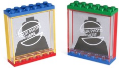 <h1>Magnetic Photo Frames</h1><div class='tags floatleft'><a href='/sets/852460-1/Magnetic-Photo-Frames'>852460-1</a> <a href='/sets/theme-Gear'>Gear</a> <a class='subtheme' href='/sets/subtheme-Photo-frames'>Photo frames</a> <a class='year' href='/sets/theme-Gear/year-2008'>2008</a> </div><div class='floatright'>©2008 LEGO Group</div>