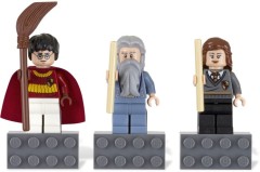 <h1>Harry Potter Magnet Set</h1><div class='tags floatleft'><a href='/sets/852982-1/Harry-Potter-Magnet-Set'>852982-1</a> <a href='/sets/theme-Gear'>Gear</a> <a class='subtheme' href='/sets/subtheme-Magnets-Harry-Potter'>Magnets/Harry Potter</a> <a class='year' href='/sets/theme-Gear/year-2010'>2010</a> </div><div class='floatright'>©2010 LEGO Group</div>