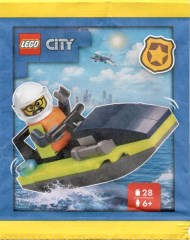 <h1>Policeman with Jetboat</h1><div class='tags floatleft'><a href='/sets/952408-1/Policeman-with-Jetboat'>952408-1</a> <a href='/sets/theme-City'>City</a> <a class='subtheme' href='/sets/subtheme-Magazine-Gift'>Magazine Gift</a> <a class='year' href='/sets/theme-City/year-2024'>2024</a> </div><div class='floatright'>©2024 LEGO Group</div>