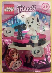 <h1>Dog on stage</h1><div class='tags floatleft'><a href='/sets/561603-1/Dog-on-stage'>561603-1</a> <a href='/sets/theme-Friends'>Friends</a> <a class='subtheme' href='/sets/subtheme-Magazine-gift'>Magazine gift</a> <a class='year' href='/sets/theme-Friends/year-2016'>2016</a> </div><div class='floatright'>©2016 LEGO Group</div>