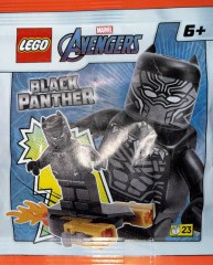 Schwarzer Panther mit Hoverboard